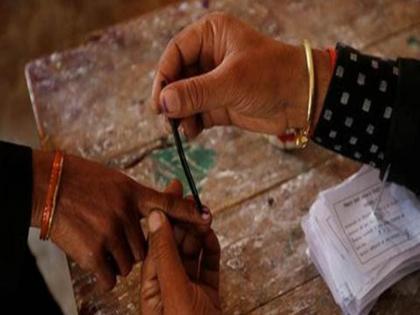 Just like demonetisation, lockdown.. so is the new 'voting ban'! A breakdown of the Election Commission's new voter list campaign | जशी नोटाबंदी, टाळेबंदी.. तशीच नवी ‘व्होटबंदी’! निवडणूक आयोगाच्या नव्या मतदार यादी मोहिमेचे विच्छेदन