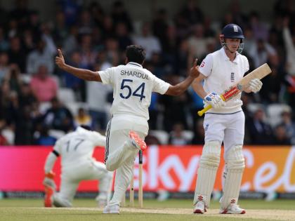England vs India 1st Test Shardul Thakur Gets Two Wickets In Two Balls Ben Duckett Harry Brook | ENG vs IND : शार्दुल ठाकूरची कमाल! २ चेंडूत २ विकेट्स घेत टेस्ट मॅचमध्ये आणलं ट्विस्ट