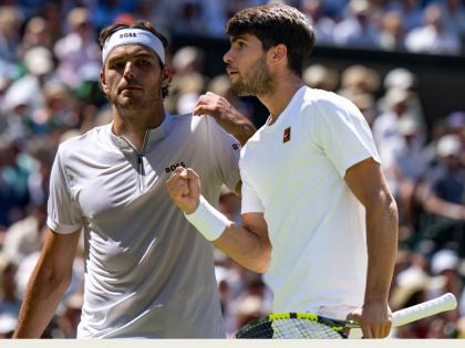 Two Time Defending Champion Carlos Alcaraz Beats Taylor Fritz to Return To The Wimbledon Final 2025 | Wimbledon 2025: अल्काराझनं सलग तिसऱ्यांदा गाठली फायनल! नदालनंतर अशी कामगिरी करणारा ठरला दुसरा Two Time Defending Champion Carlos Alcaraz Beats Taylor Fritz to Return To The Wimbledon Final 2025 | Wimbledon 2025: अल्काराझनं सलग तिसऱ्यांदा गाठली फायनल! नदालनंतर अशी कामगिरी करणारा ठरला दुसरा