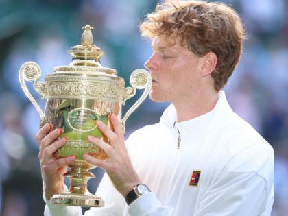 Wimbledon 2025 Final: Alcaraz misses hat-trick! Number one Yannick Sinner reaches final for the first time | Wimbledon 2025 Final : अल्काराझची हॅटट्रिक हुकली! नंबर वन यानिक सिनरनं विम्बल्डन जेतेपद जिंकत रचला इतिहास Wimbledon 2025 Final: Alcaraz misses hat-trick! Number one Yannick Sinner reaches final for the first time | Wimbledon 2025 Final : अल्काराझची हॅटट्रिक हुकली! नंबर वन यानिक सिनरनं विम्बल्डन जेतेपद जिंकत रचला इतिहास