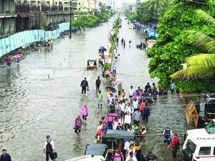  Vasai, Virar's roads went under water | वसई, विरारचे रस्ते गेले पाण्याखाली