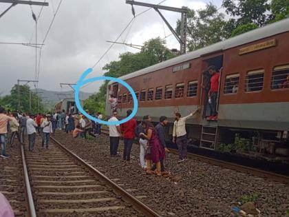 Coupling of Bhagalpur Express broke near Atgaon railway station, a major accident was averted | आटगाव  रेल्वे स्थानकाजवळ भागलपूर एक्सप्रेसची कपलिंग तुटली, मोठी दुर्घटना टळली