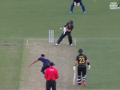 India vs Australia, 2nd T20I : Matthew Wade has helped Australia get off to a brisk start, watch fabulas shot, Video | India vs Australia, 2nd T20I : याला काय म्हणायचं राव?; पहिल्याच षटकात ऑसी कर्णधारानं मारला अतरंगी फटका, Video