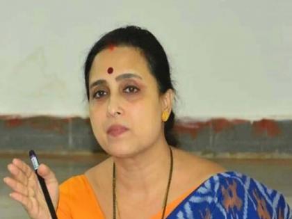 Chitra Wagh, who tweeted the video of Nana Patole, says "I have not come on the back foot" | पटोलेंचा व्हिडीओ ट्विट करणाऱ्या चित्रा वाघ म्हणतात "मी बॅक फुटवर आलेच नाही"