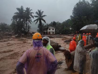 At night, time rushed in the sleep! Landslides in Wayanad; 100 people were trapped | झोपेत काळाने झडप घातली! वायनाडमध्ये एकाच रात्री दोनदा भूस्खलन; 100 लोक अडकले