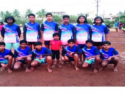  Power of 'riots' in Kolhapur girls: Panga to take kabaddi | कोल्हापूरच्या मुलींत 'दंगल'ची ऊर्जा : कबड्डीमध्ये घेणार पंगा