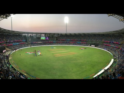 Mumbai Cricket Association to donate Rs 50 lakh to Maharashtra government; offers Wankhede stadium for quarantine purposes svg  | Corona Virus : मुंबई क्रिकेट असोसिएसनचं मोठं पाऊल; राज्य सरकारला दिला मदतीचा हात