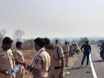 a family was beaten by thieves and looted money and gold on amravati nagpur national highway | आधी पंक्चर केली कार, नंतर मारहाण करून लुटले दागिने