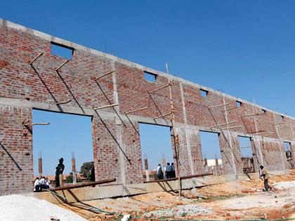 Questioning the official warehouse construction! | शासकीय गोदाम बांधकामाच्या मान्यतेवर प्रश्नचिन्ह!