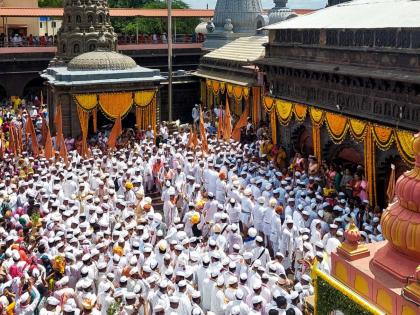 Happy Mother's Day, only Pune is beautiful! | धन्य आजि दिन, अवघे पुणे विठुमय! दोन दिवस पालखीचा पुण्यात मुक्काम