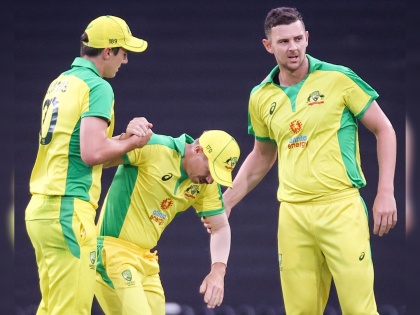 India vs Australia : David Warner, Pat Cummins to miss remaining limited-overs games | India vs Australia : डेव्हिड वॉर्नरची दुखापत गंभीर?; वन डे अन् ट्वेंटी-20 मालिकेतून घेतली माघार!