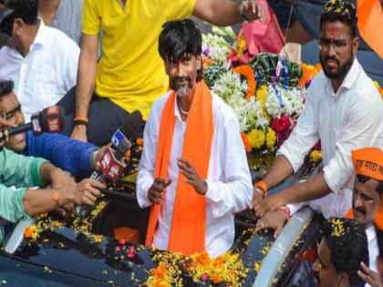 One Kunbi entry is cancelled 288 candidates will be dropped Warning by Manoj Jarange Patil | "एकही कुणबी नोंद रद्द केल्यास २८८ उमेदवार पाडू"; मनोज जरांगे-पाटील यांचा इशारा