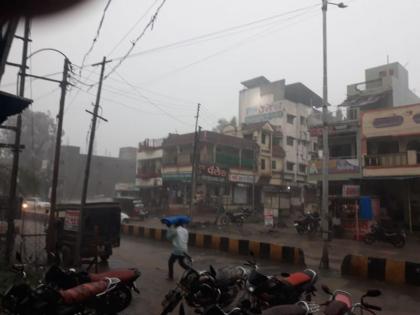 Heavy rains continued for the fourth day in Washim district | वाशिम जिल्ह्यात चवथ्या दिवशीही संततधार पाऊस 