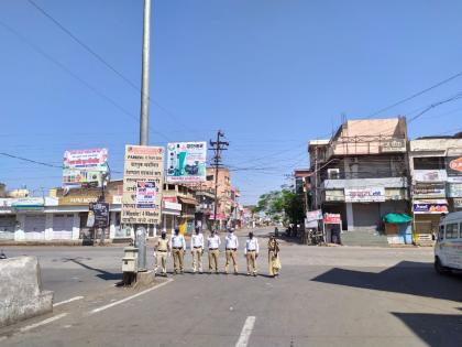 Janta Curfue: Response to Washim District; Markets closed | Janta Curfue : वाशिम जिल्ह्यात प्रतिसाद; बाजारपेठा बंद; रस्त्यांवर शुकशुकाट