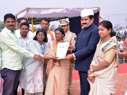 Distribution of Taluka-level Smart Village Awards | तालुकास्तरीय स्मार्ट ग्राम पुरस्कारांचे वितरण