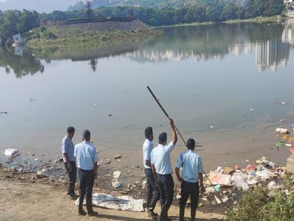 Body of woman found in Katraj Lake in Pune Second incident in a month | पुण्यातील कात्रज तलावात आढळला महिलेचा मृतदेह; महिनाभरातील दुसरी घटना