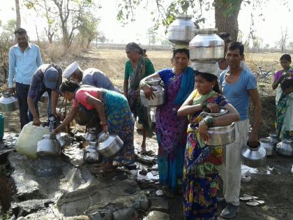 Devaroa is an avatar for availing the thirst of the Kural people | कुरळावासीयांची तहान भागविण्यासाठी अवतरला ‘देव’राव ; पाईपलाईन टाकून गावात आणले पाणी