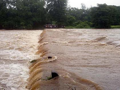 Rainfall of rain in Sindhudurga - Musaladhar from 24 hours | सिंधुदुर्गात पावसाचा कहर-२४ तासांपासून मुसळधार