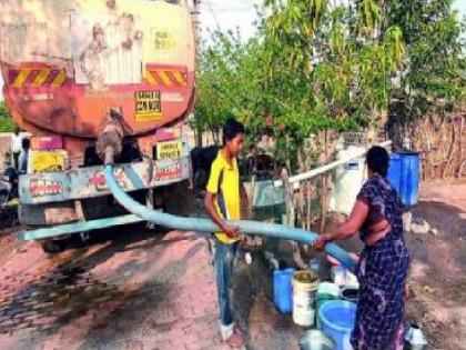 Water supply by tanker in 20 villages, 125 wadis in Sangli district | सांगली जिल्ह्यात मुसळधार पाऊस; तरीही २० गावे, १२५ वाड्यांमध्ये टँकरने पाणीपुरवठा