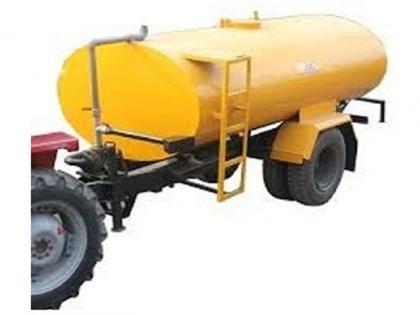 Impact of Lokmat: Action will be taken on tractors connected with water tankers | प्रभाव लोकमतचा : पाण्याचे टँकर जोडलेल्या ट्रॅक्टरवर होणार कारवाई