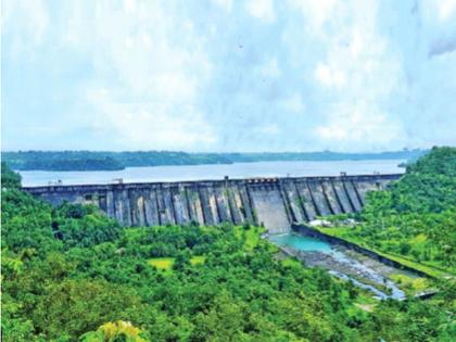 Water worries of Mumbaikars solved; Due to heavy rains, the water storage in all the seven lakes is 98 percent | मुंबईकरांची पाणीचिंता मिटली; दमदार पावसामुळे सातही तलावांतील पाणीसाठा ९८ टक्के