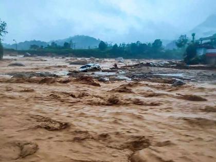 4 villages destroyed in kerala wayanad landslides caused havoc relief work started | साखरझोपेत ४ गावे उद्ध्वस्त; वायनाडमध्ये दरडी कोसळून, पुरामुळे हाहाकार, मदतकार्य सुरु