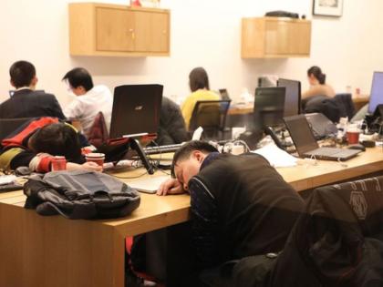 कोर्टातील 'या' ६ केसेस वाचून हसावं की रडावं हे कळणार नाही! कोर्टातील 'या' ६ केसेस वाचून हसावं की रडावं हे कळणार नाही!