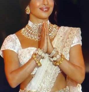 हॉट दागिना, प्रियांका चोप्राने घातला आणि जगभर सुरू झाली भारतीय कंबरपट्ट्याची चर्चा