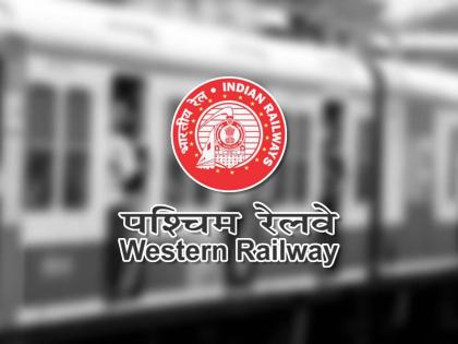 Western Railway takes action against 600 encroachments! Information that it has been cracked down on in 13 months | पश्चिम रेल्वेची ६०० अतिक्रमणांवर कारवाई! १३ महिन्यांमध्ये दणका दिल्याची माहिती Western Railway takes action against 600 encroachments! Information that it has been cracked down on in 13 months | पश्चिम रेल्वेची ६०० अतिक्रमणांवर कारवाई! १३ महिन्यांमध्ये दणका दिल्याची माहिती
