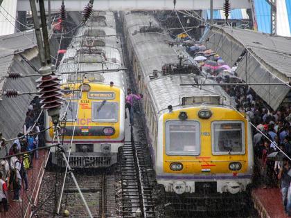 western railway technical disruption near vasai road station | वसई रोड स्थानकाजवळ सिग्नल यंत्रणेत बिघाड, पश्चिम रेल्वेची वाहतूक उशिराने