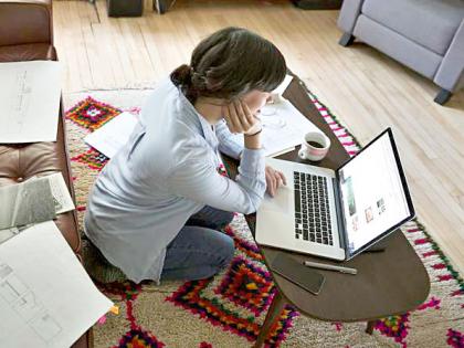 coronavirus: how to deal with work from home? | coronavirus : work from homeने चिडचिडला आहात ? काम संपतच नाही ?- हे घ्या उपाय coronavirus: how to deal with work from home? | coronavirus : work from homeने चिडचिडला आहात ? काम संपतच नाही ?- हे घ्या उपाय