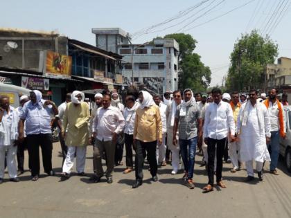 All party committee march against Illegal Traffic in Manvat | मानवत शहरातील अवैध धंद्याविरोधात सर्वपक्षीय मोर्चा