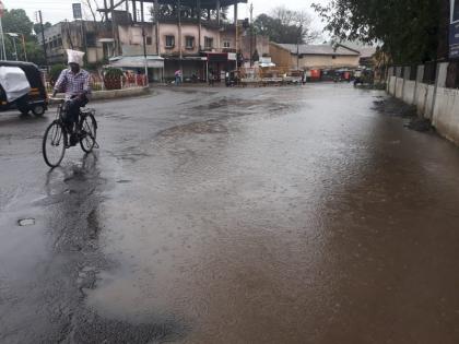 Farmer is satisfied with rain in Parbhani district | परभणी जिल्ह्यात भीजपावसाने बळीराजा सुखावला