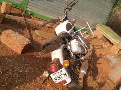 bike rider killed in an accident in Ratnagiri | रत्नागिरीमध्ये अपघातात बुलेटस्वार ठार