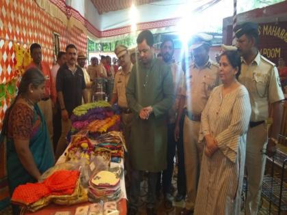 exibition of artifacts made by prisoners ; initiative of Yerwada Prison | कैद्यांनी तयार केलेल्या वस्तूंचे प्रदर्शन ; येरवडा कारागृहाचा उपक्रम