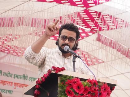 Dr. Amol Kolheen strongly criticizes Fadnavis; CM is MBA, which means that ... | डॉ. अमोल कोल्हेंची फडणवीसांवर जोरदार टीका; मुख्यमंत्री MBA आहेत, याचा पूर्ण अर्थ असा की...