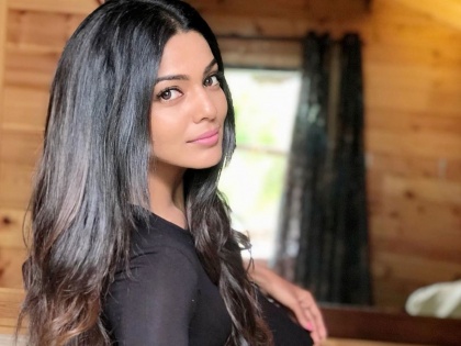 Pooja sawant share her relax mood photo on instagram | पूजा सावंत दिसली चिलिंग मूडमध्ये, पाहा तिचा कधीही न पहिलेला अंदाज