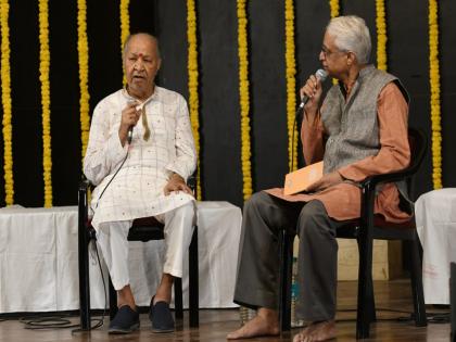 If the disputes are to be avoided, the flute should be played in every minister's house. Hariprasad Chaurasia | वाद दूर ठेवायचे असतील तर प्रत्येक मंत्र्याच्या घरात बासरी वाजायला हवी : पं. हरीप्रसाद चौरासिया