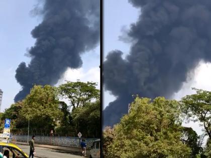 Fire Near BPCL Company's main entrance in mahul | बीपीसीएल कंपनीच्या मुख्य प्रवेशद्वारापाशी लागली आग