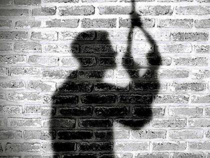 Shocking! Distressed man committed suicide as liquor shops closed pda | धक्कादायक! दारुची दुकाने बंद झाली म्हणून व्यथित तळीरामाने आत्महत्याच केली