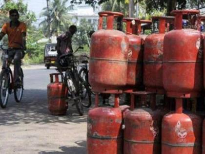 Gas Cylinder's New Price lpg cylinder price are droped check new prices here SSS | Gas Cylinder's New Price : सर्वसामान्यांना दिलासा! गॅस सिलिंडरच्या किमती झाल्या कमी, जाणून घ्या नवे दर