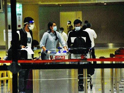 coronavirus: Indians stranded in Bangladesh, USA finally admitted to Mumbai | coronavirus: बांगलादेश, अमेरिकेत अडकलेले भारतीय अखेर मुंबईत दाखल  