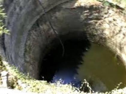 The 9 people's dead body who found into the well they were killed only to hide the murder of lover pda | बापरे! विहिरीत पडलेल्या 'त्या' ९ जणांची हत्या फक्त प्रेयसीचा खून लपवण्यासाठीच