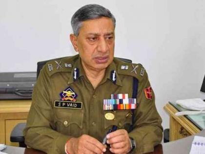 Provide weapons to Hindus in Kashmir Valley, advice of former Director General of Police | काश्मीर खोऱ्यातील हिंदूना शस्रे पुरवा, माजी पोलीस महासंचालकांचा सल्ला