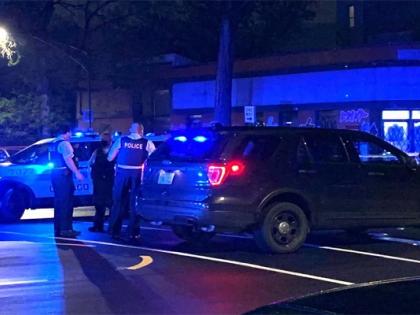 Indiscriminate shooting in Chicago, USA, many injured | अमेरिकेतील शिकागो येथे अंधाधुंद गोळीबार, अनेकजण जखमी