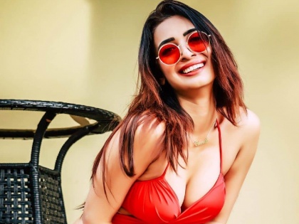 Heena Panchal hot and sexy pictures Viral On Social Media | Super Hot मराठी सिनेसृष्टीत हिना पांचाळ ठरते फॅशन आयकॉन, बॉलिवूड अभिनेत्रींनाही देते टक्कर