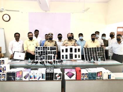 Mobile thieves arrested by crime branch, Rs 45 lakh seized | सराईत मोबाईल चोरांची टोळी अटकेत,45 लाखाचा मुद्देमाल जप्त