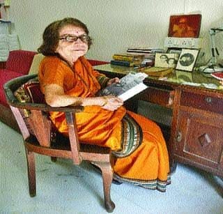 Senior communist leader Rosa Deshpande passed away | ज्येष्ठ साम्यवादी नेत्या रोझा देशपांडे कालवश