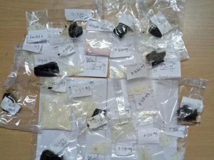 5 lakh hashish, mephedrone seized | ५ लाखांचे चरस, मेफेड्रोन जप्त