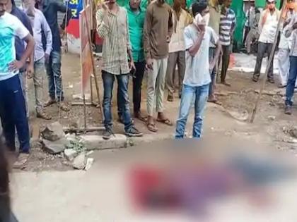 Shocking! Young man commits suicide by cutting his genitals and slitting his throat | धक्कादायक! गुप्तांग कापून, गळा चिरून तरुणाची भर बाजारात आत्महत्या